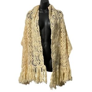 Vintage 80’s Grannnycore Cottagecore Boho Cozy Cream Crochet Knit Blanket Scarf